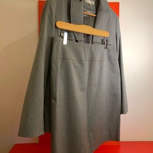 Wonderful Two Piece SUITS/ Almost New / By Cole In Woman’s Size 6